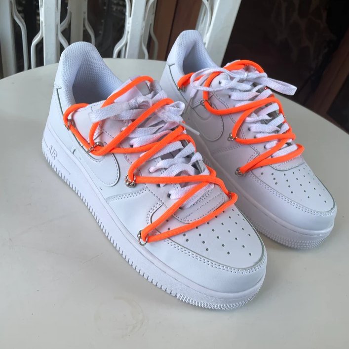 Overlace Custom (Aplicación de argollas + Agujetas) - Art Force Custom